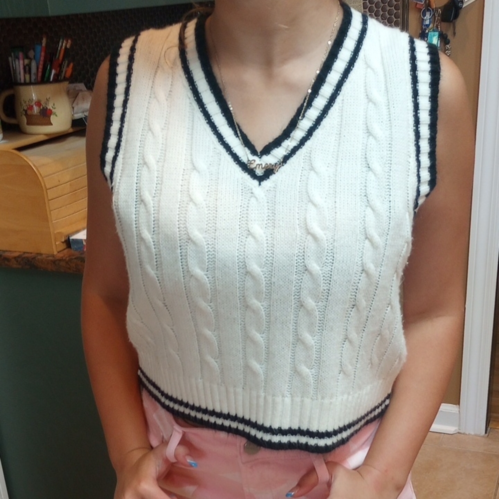 SHEIN White Cable Knit V-Neck Sweater Vest